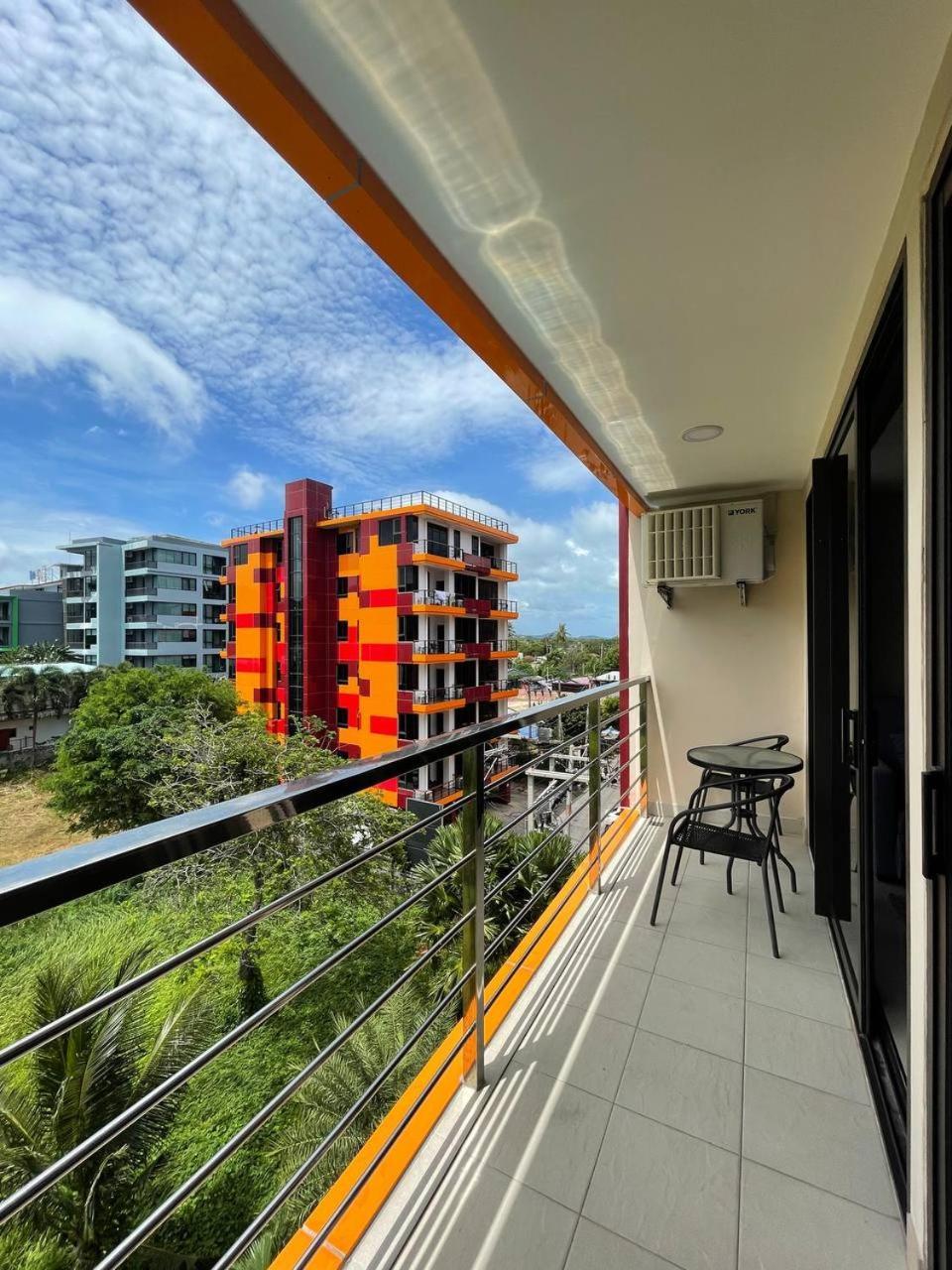 Naiharn Pearl Condo Hotel By Villacarte Nai Harn Zimmer foto